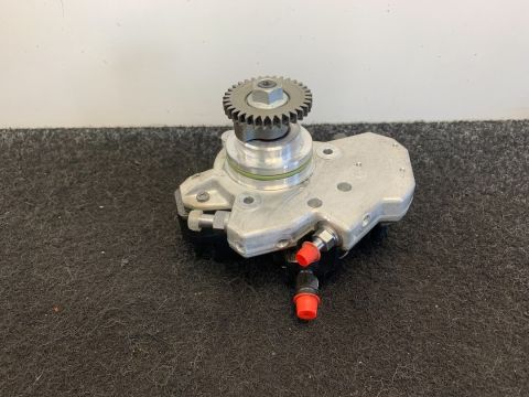 Mercedes Benz C E S ML Sprinter 3.0 CDI Highpressure Fuelpump 642