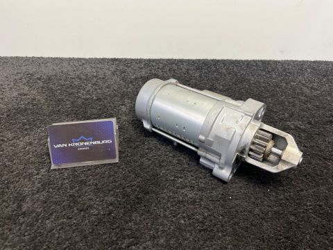 BMW 5-Serie (G30) N63B44D Starter 8657337